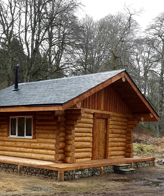 finished Canadian log cabin fishing hut